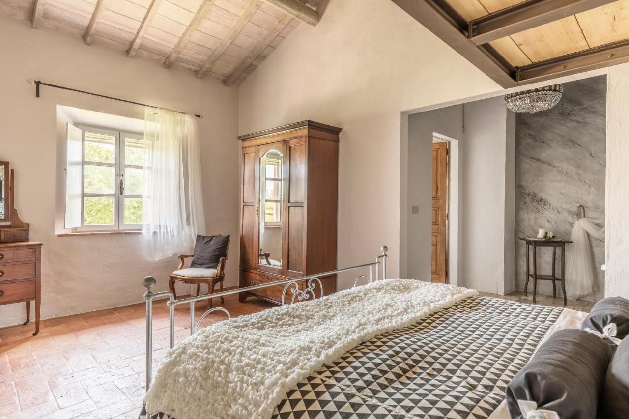 Sant'Alberto Campiglia d'Orcia Bagian luar foto