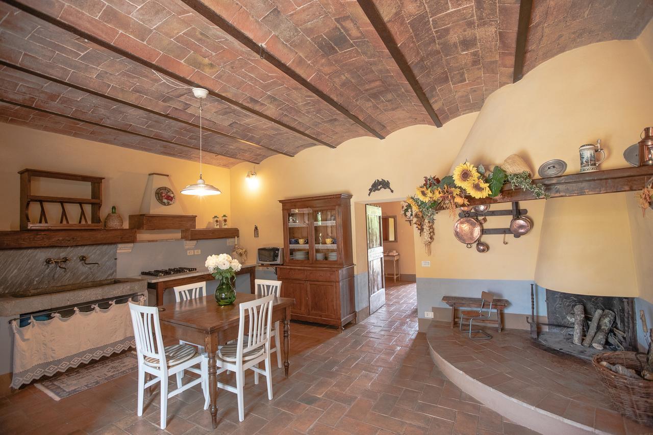 Sant'Alberto Campiglia d'Orcia Bagian luar foto
