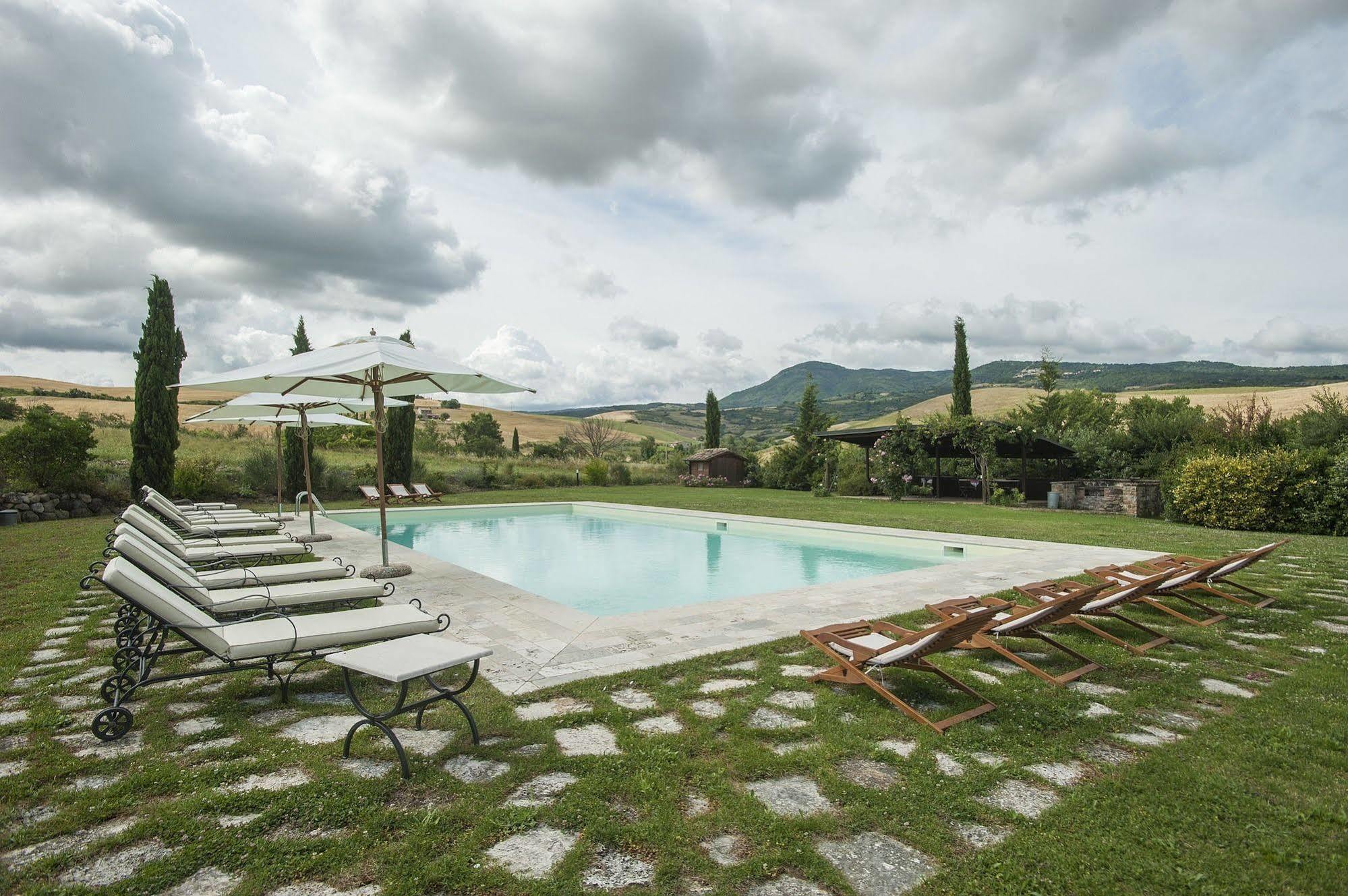 Sant'Alberto Campiglia d'Orcia Bagian luar foto