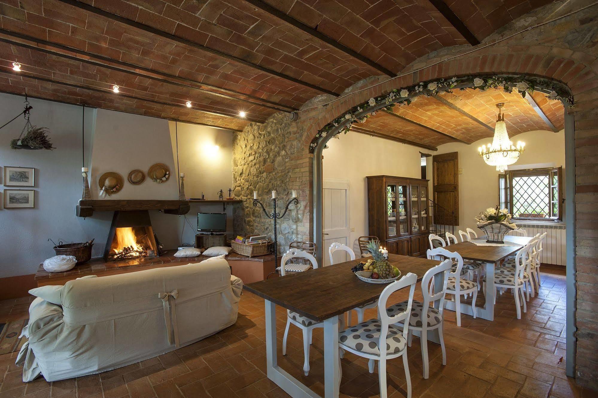 Sant'Alberto Campiglia d'Orcia Bagian luar foto