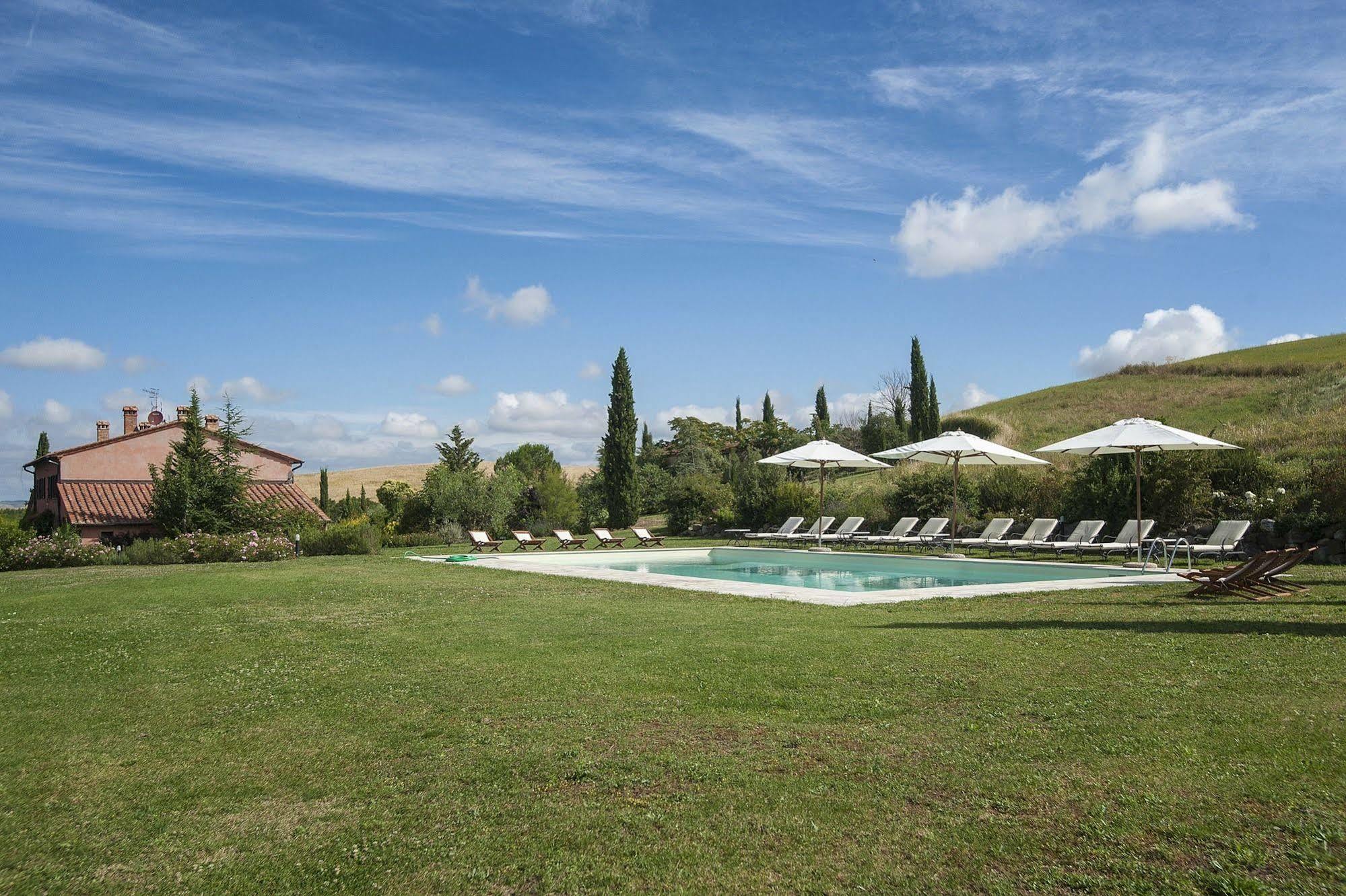 Sant'Alberto Campiglia d'Orcia Bagian luar foto