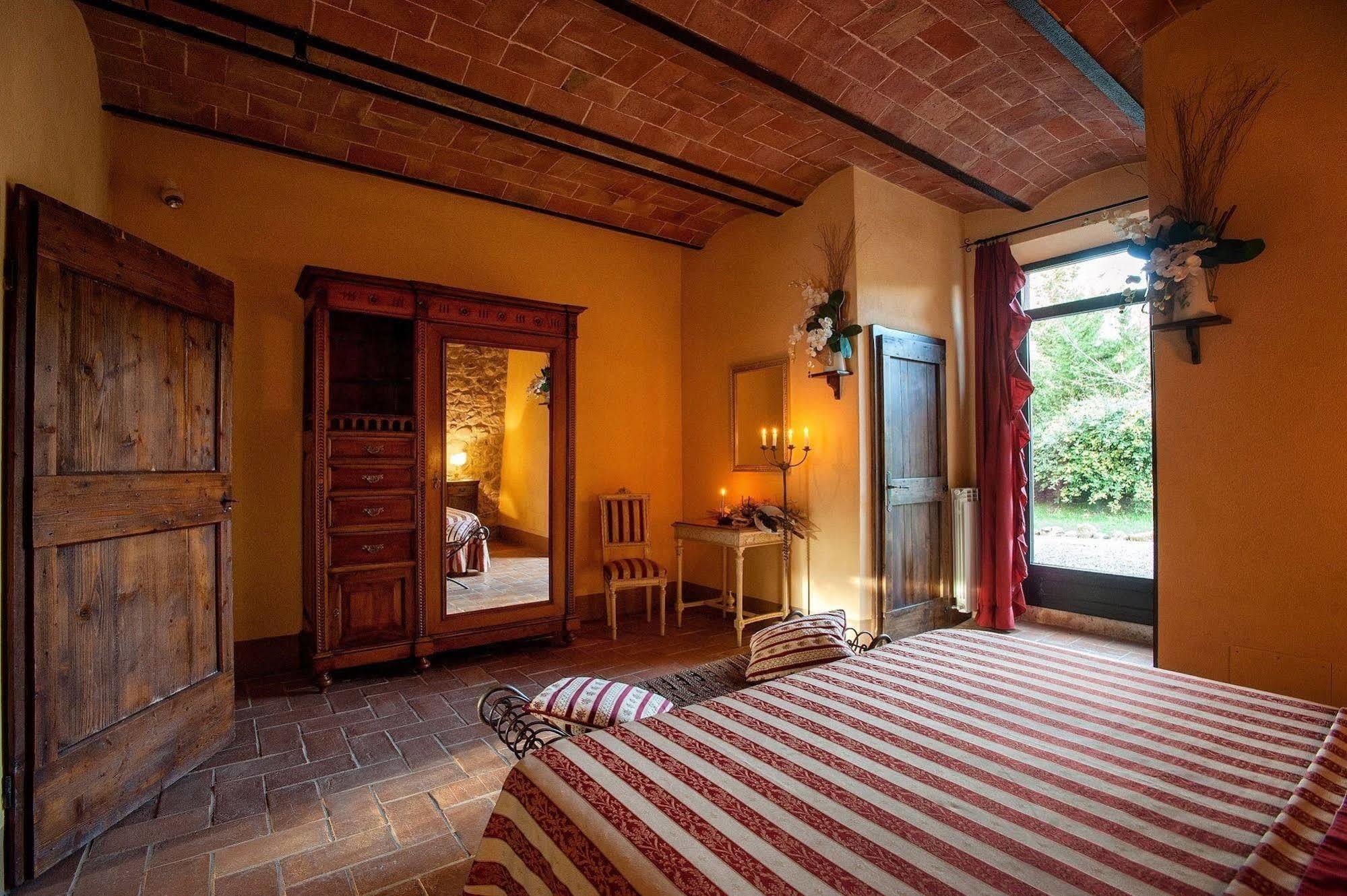 Sant'Alberto Campiglia d'Orcia Bagian luar foto