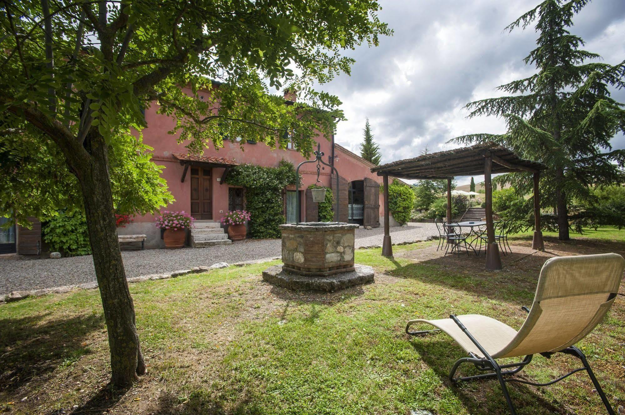 Sant'Alberto Campiglia d'Orcia Bagian luar foto