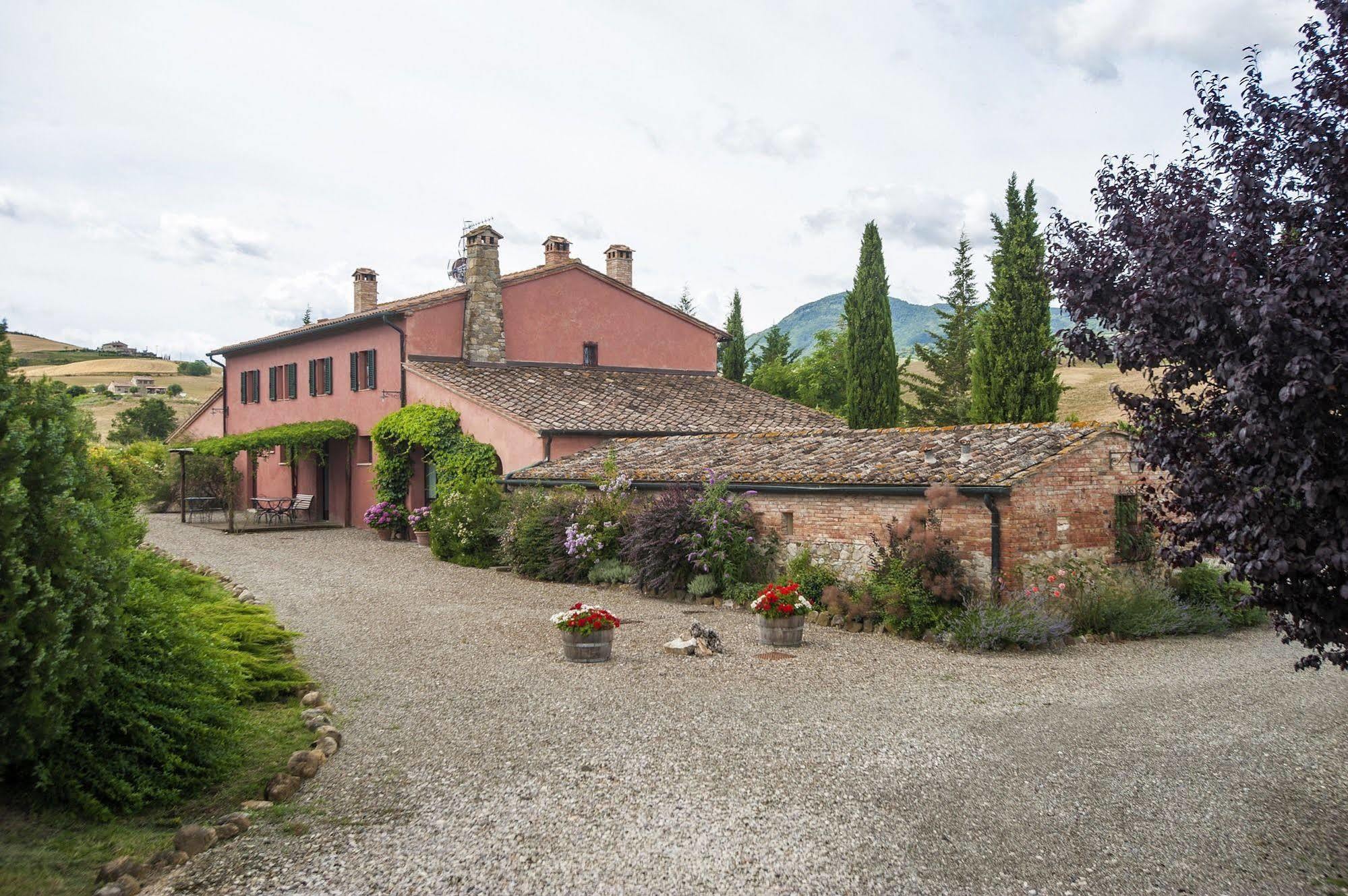 Sant'Alberto Campiglia d'Orcia Bagian luar foto